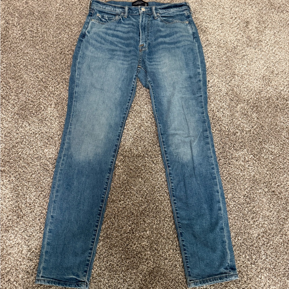 Abercrombie & Fitch Signature Stretch Athletic Slim Jeans 30x32